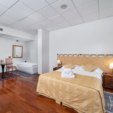 Locanda Da Vittorio Manerba del Garda Extérieur photo